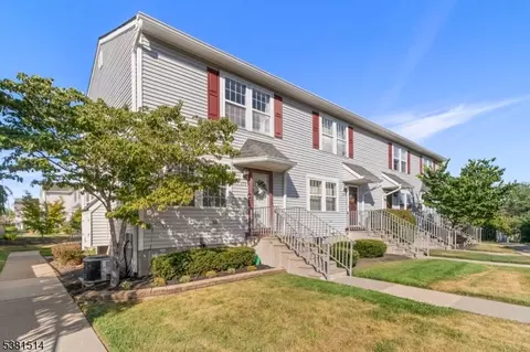 817 Belmont Dr, Hackettstown, NJ 07840