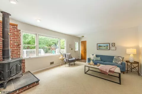 32 Hyde Rd, Bloomfield, NJ 07003 photo 17