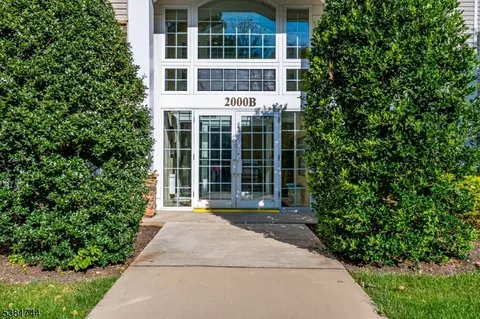 2308 Conrad Way, Somerset, NJ 08873