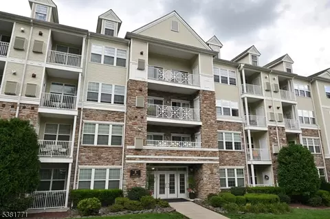 5319 Sanctuary Blvd #5319, Riverdale, NJ 07457