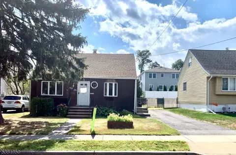55 Long Hill Dr, Clifton, NJ 07013