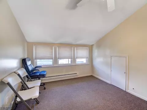 1035 Pine Ave, Union, NJ 07083 photo 25