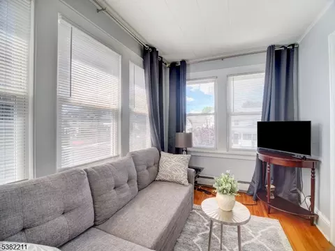 1035 Pine Ave, Union, NJ 07083 photo 18