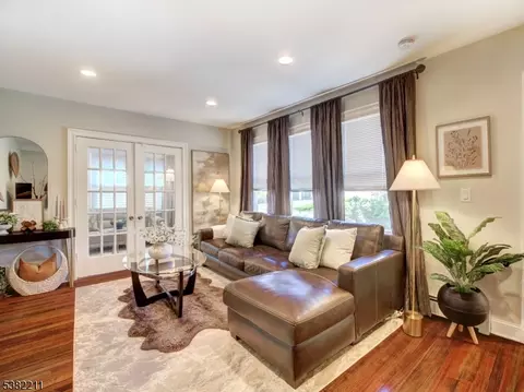 1035 Pine Ave, Union, NJ 07083 photo 8