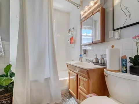 1035 Pine Ave, Union, NJ 07083 photo 21