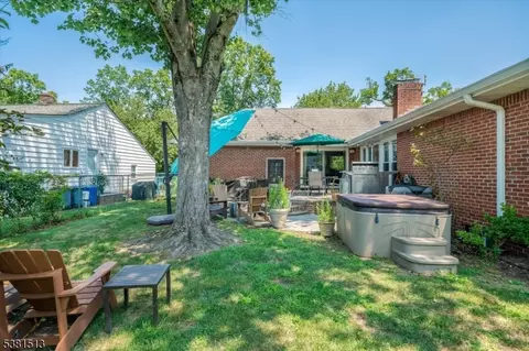 387 Hillside Ave, Springfield, NJ 07081 photo 39
