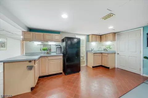 387 Hillside Ave, Springfield, NJ 07081 photo 33