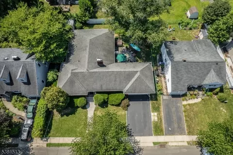 387 Hillside Ave, Springfield, NJ 07081 photo 3