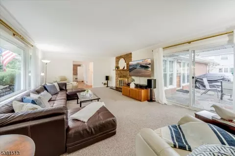 387 Hillside Ave, Springfield, NJ 07081 photo 8