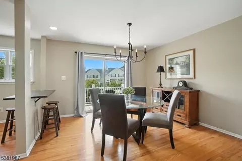 5 Castle Dr, Berkeley Heights, NJ 07922 photo 9