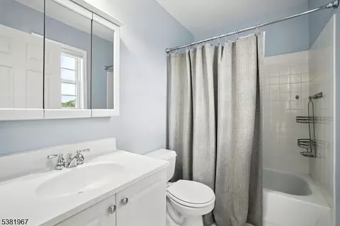 5 Castle Dr, Berkeley Heights, NJ 07922 photo 18