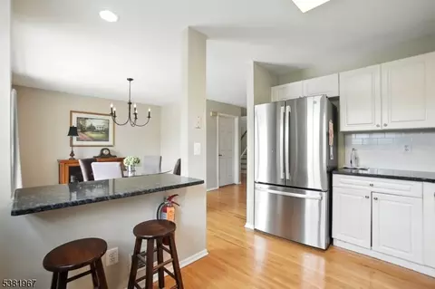 5 Castle Dr, Berkeley Heights, NJ 07922 photo 14