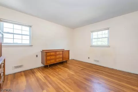 11 Ella Ln, Wayne, NJ 07470 photo 15