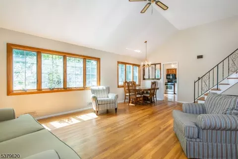 11 Ella Ln, Wayne, NJ 07470 photo 6