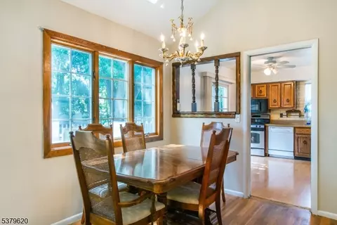 11 Ella Ln, Wayne, NJ 07470 photo 8