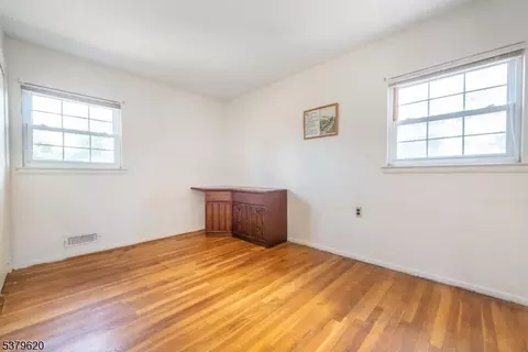 11 Ella Ln, Wayne, NJ 07470 photo 18