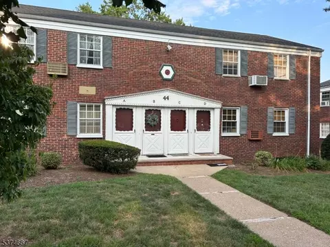 44 W Roselle Ave # B, Roselle Park, NJ 07204