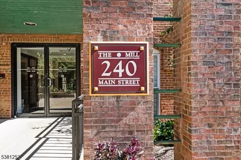 240 Main St #216, Little Falls, NJ 07424