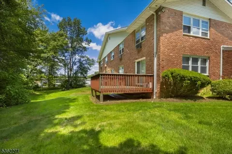 680 State Route 15 #60, Jefferson Twp, NJ 07849
