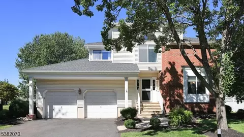 6 Crammer Ln, Hillsborough, NJ 08844