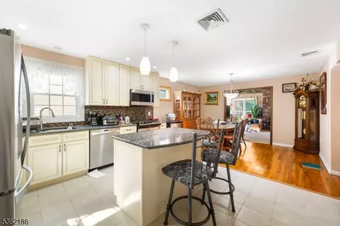 101 Harrison Ave, North Plainfield, NJ 07060 photo 6