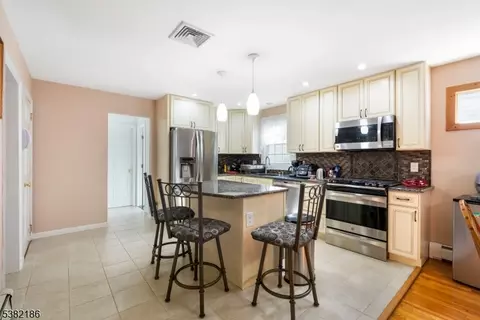 101 Harrison Ave, North Plainfield, NJ 07060 photo 8