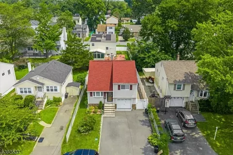 10 Manito Ave, Lake Hiawatha, NJ 07034