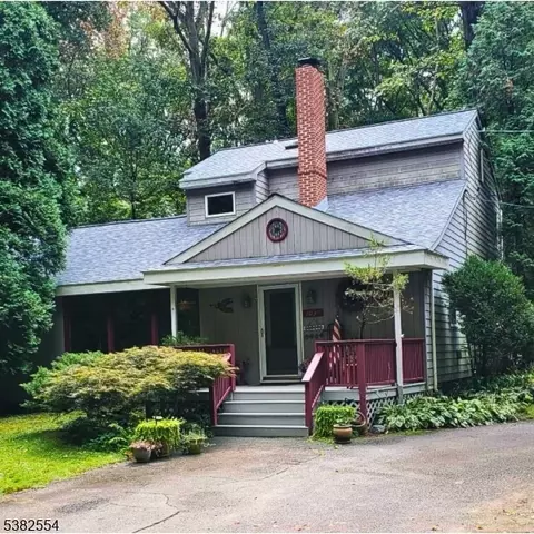 1036 Pottsmill Rd, Bordentown, NJ 08505