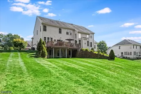 16 Setting Sun Dr, Hackettstown, NJ 07840 photo 40