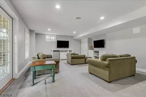 16 Setting Sun Dr, Hackettstown, NJ 07840 photo 38