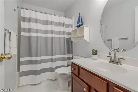 16 Setting Sun Dr, Hackettstown, NJ 07840 photo 35