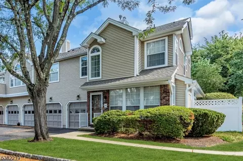 19 Wood Duck Pond Rd, Bedminster, NJ 07921