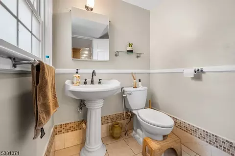 386 Malcolm Ave, North Plainfield, NJ 07063 photo 15