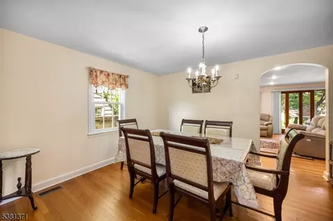 386 Malcolm Ave, North Plainfield, NJ 07063 photo 7