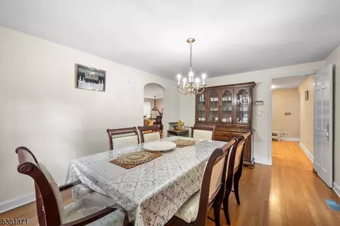386 Malcolm Ave, North Plainfield, NJ 07063 photo 8