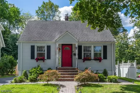 104 Ravine Ave, West Caldwell, NJ 07006