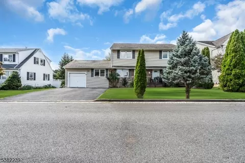 226 S 16th Ave, Manville, NJ 08835