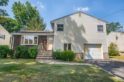 44 Post Rd, Clark, NJ 07066