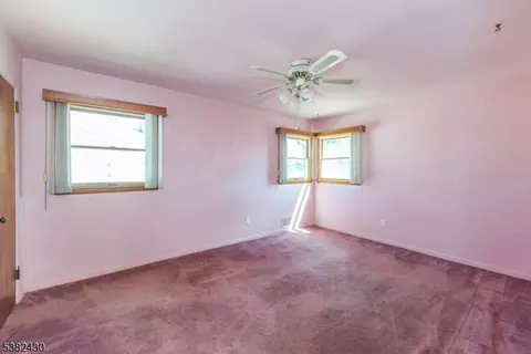 44 Post Rd, Clark, NJ 07066 photo 7