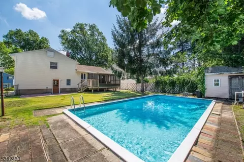 44 Post Rd, Clark, NJ 07066 photo 13