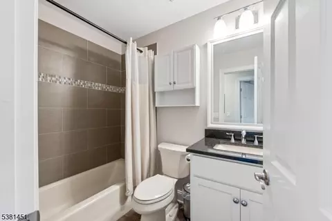 26 Hyde Ct, Bedminster, NJ 07921 photo 13