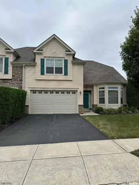 5 Sylvia St, Phillipsburg, NJ 08865