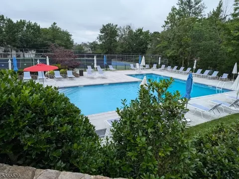 Exterior - 15 Ray Ct, Bedminster, NJ 07921 photo 3 of 3