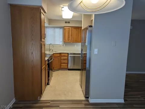 Other - 15 Ray Ct, Bedminster, NJ 07921 photo 4 of 9