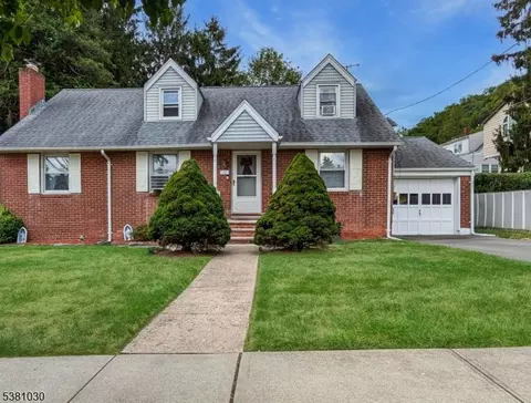 105 Emerson St, Clifton, NJ 07013