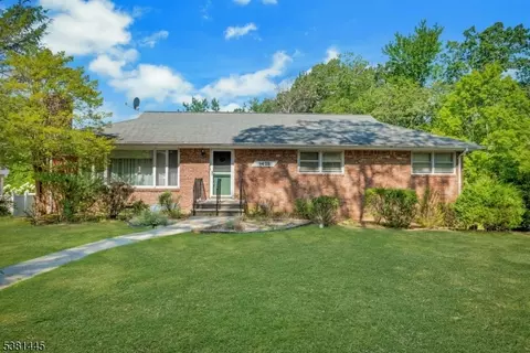 47 Douglas Dr, Towaco, NJ 07082