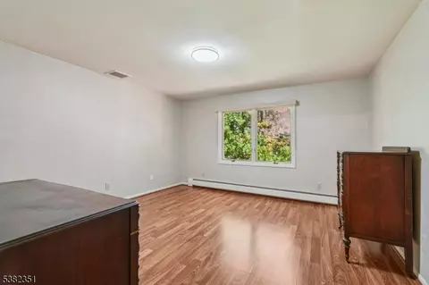 29 Ponds Cir, Wayne, NJ 07470 photo 38
