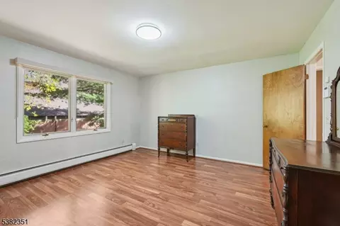 29 Ponds Cir, Wayne, NJ 07470 photo 41