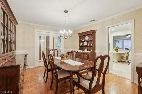 29 Ponds Cir, Wayne, NJ 07470 photo 15