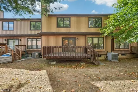 29 Ponds Cir, Wayne, NJ 07470 photo 45